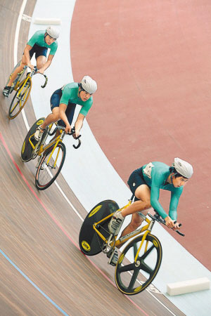 选手们在比赛中