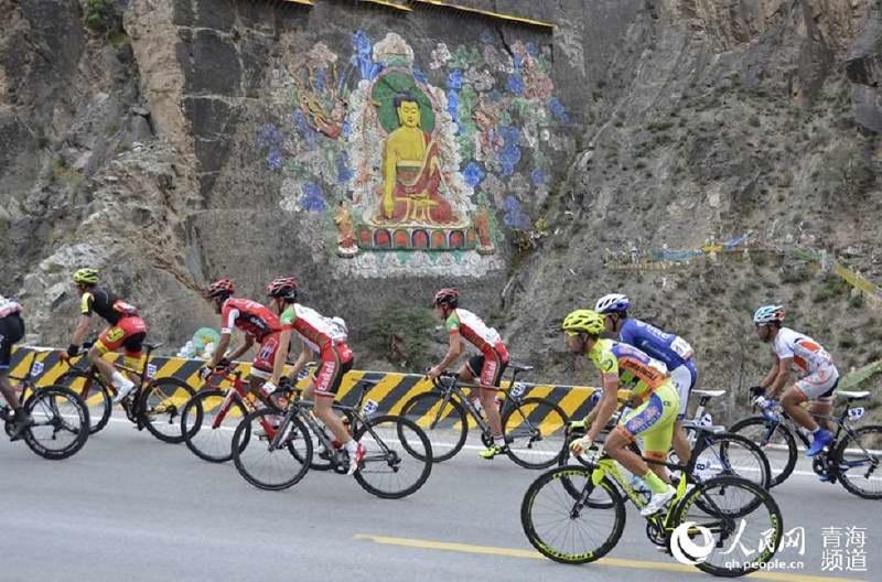 环湖赛进入热贡艺术之乡 日本车队斩获前两名